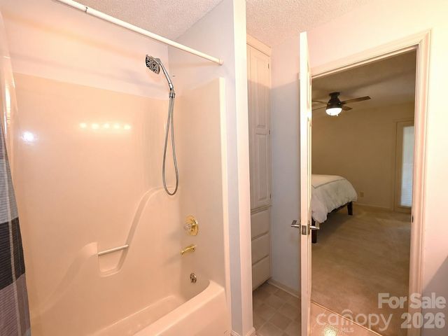 3675 Rock Bridge Drive NE, Conover, NC 28613