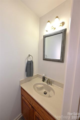 3675 Rock Bridge Drive NE, Conover, NC 28613