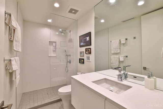 1826 Elm Street, Cincinnati, OH 45202