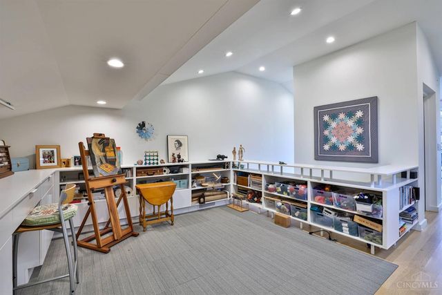 1826 Elm Street, Cincinnati, OH 45202
