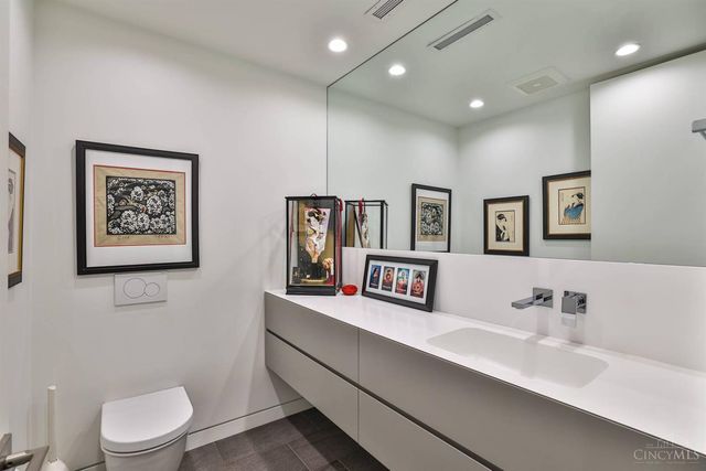 1826 Elm Street, Cincinnati, OH 45202