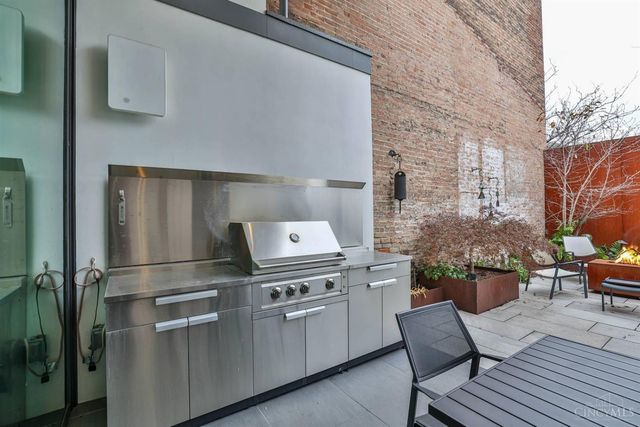1826 Elm Street, Cincinnati, OH 45202