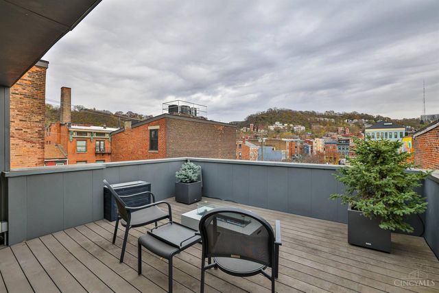 1826 Elm Street, Cincinnati, OH 45202