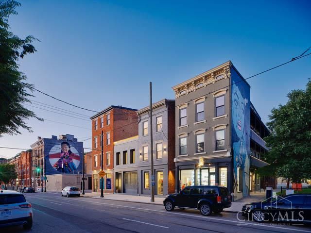 1826 Elm Street, Cincinnati, OH 45202