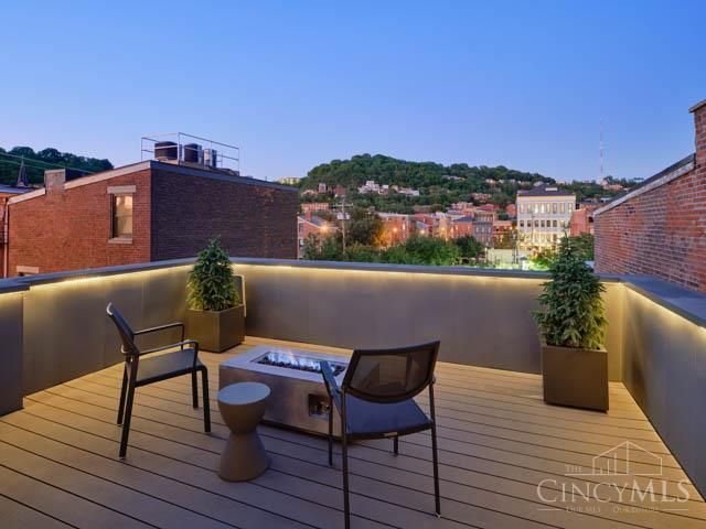 1826 Elm Street, Cincinnati, OH 45202