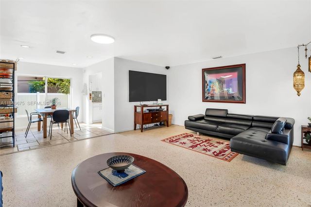 2320 Funston St, Hollywood, FL 33020