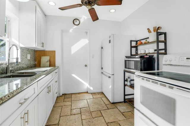 2320 Funston St, Hollywood, FL 33020