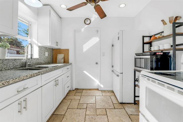 2320 Funston St, Hollywood, FL 33020