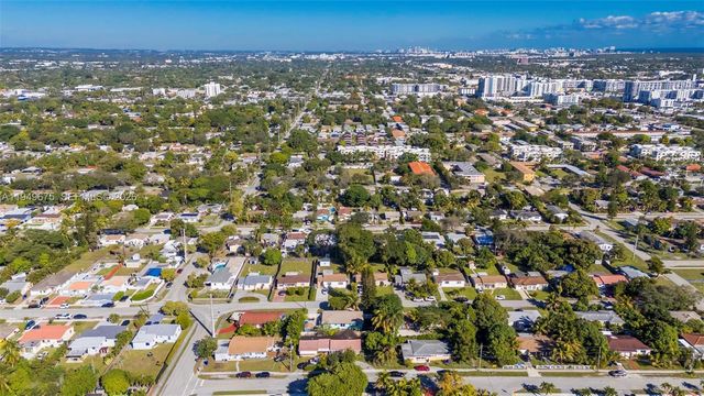 2320 Funston St, Hollywood, FL 33020