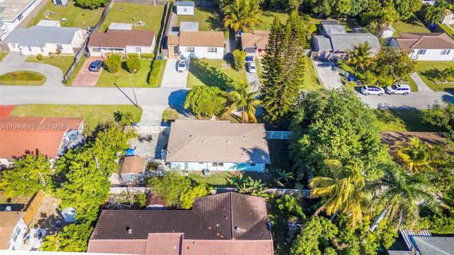 2320 Funston St, Hollywood, FL 33020