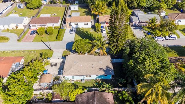 2320 Funston St, Hollywood, FL 33020