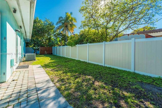 2320 Funston St, Hollywood, FL 33020