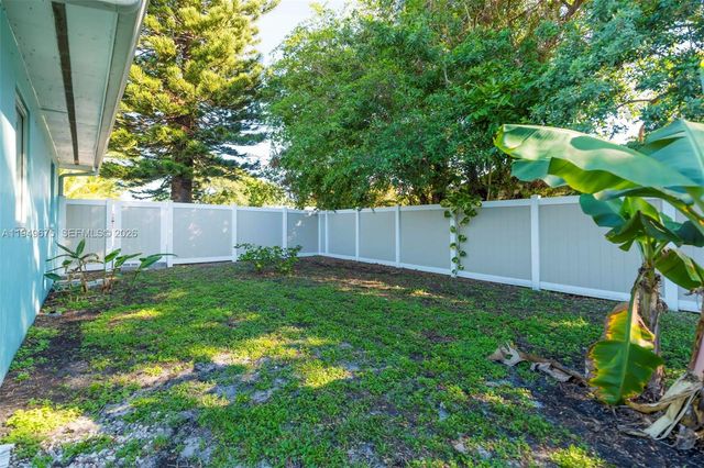 2320 Funston St, Hollywood, FL 33020