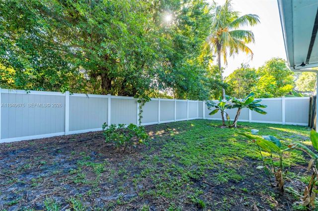 2320 Funston St, Hollywood, FL 33020