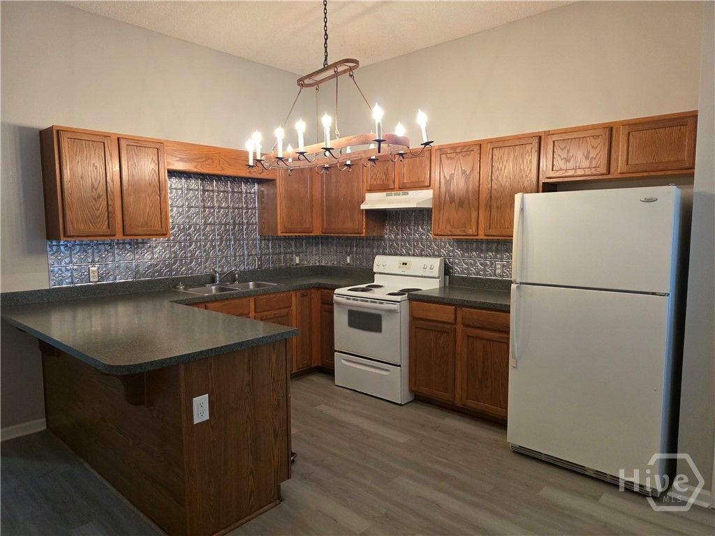 Image 5 of property listing at 5022 Winfield Drive, Rincon, GA 31326