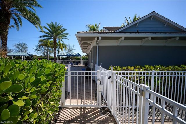 2319 Sawyers Hill RD # 701, Naples, FL 34120