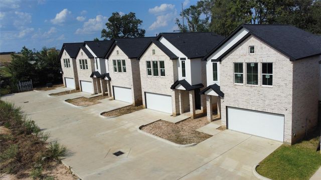 7934 Hennessy Lane 3, Spring, TX 77389