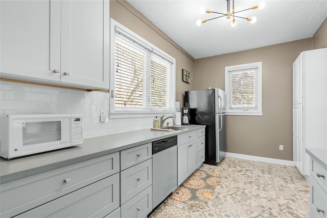 120 Fairway Drive, Bryan, TX 77801