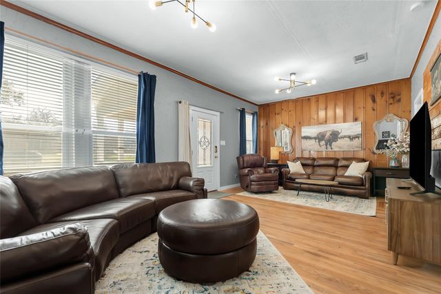120 Fairway Drive, Bryan, TX 77801