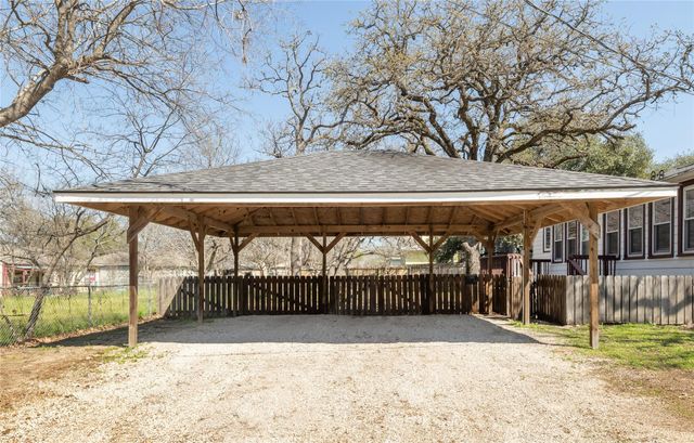 120 Fairway Drive, Bryan, TX 77801