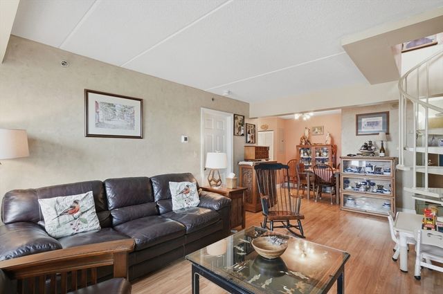 60 Rantoul St 708N, Beverly, MA 01915