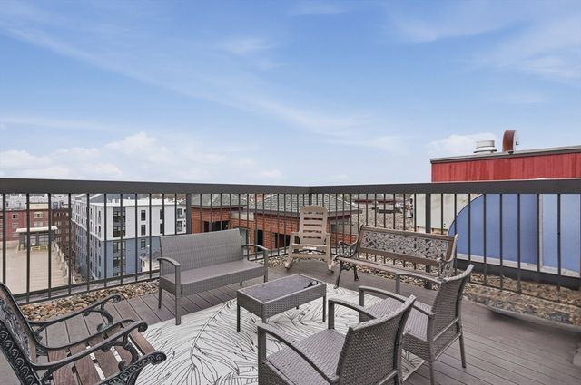 60 Rantoul St 708N, Beverly, MA 01915