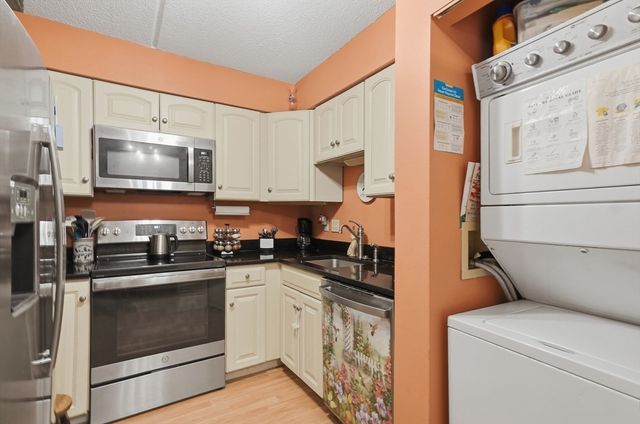 60 Rantoul St 708N, Beverly, MA 01915