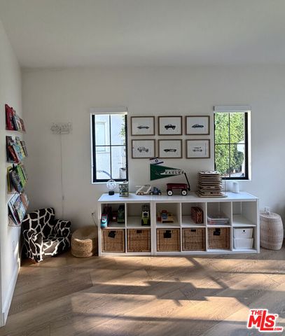 1430 Stearns Drive, Los Angeles, CA 90035