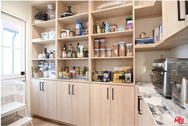 1430 Stearns Drive, Los Angeles, CA 90035