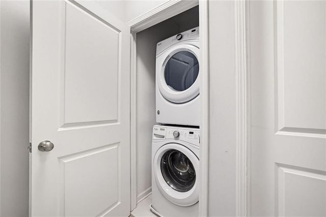 629 Broadview NE Place, Atlanta, GA 30324