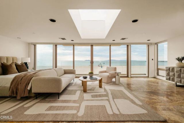 1825 Ocean Drive, Oxnard, CA 93035