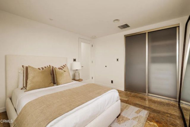 1825 Ocean Drive, Oxnard, CA 93035