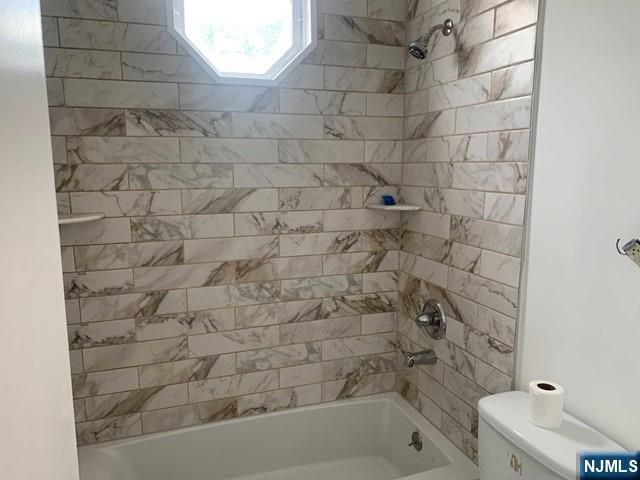 44 Central Avenue, Midland Park, NJ 07432