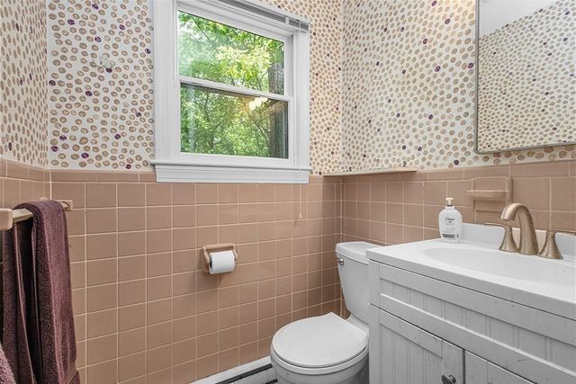 139 Stoney Lea Road, Dedham, MA 02026
