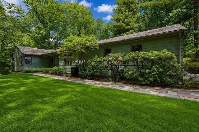 139 Stoney Lea Road, Dedham, MA 02026