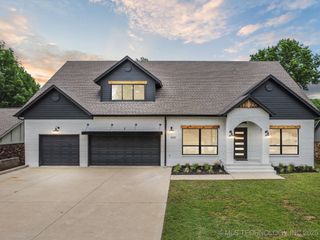 6601 S 5th Avenue, Broken Arrow, OK 74011