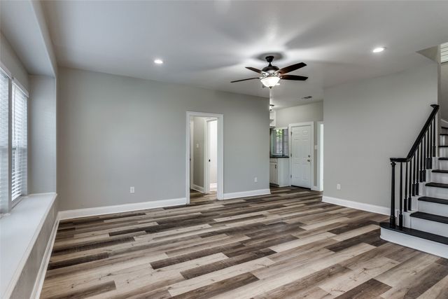 2103 Bay Club Drive, Arlington, TX 76013