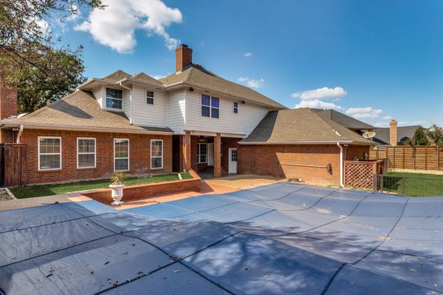 2103 Bay Club Drive, Arlington, TX 76013
