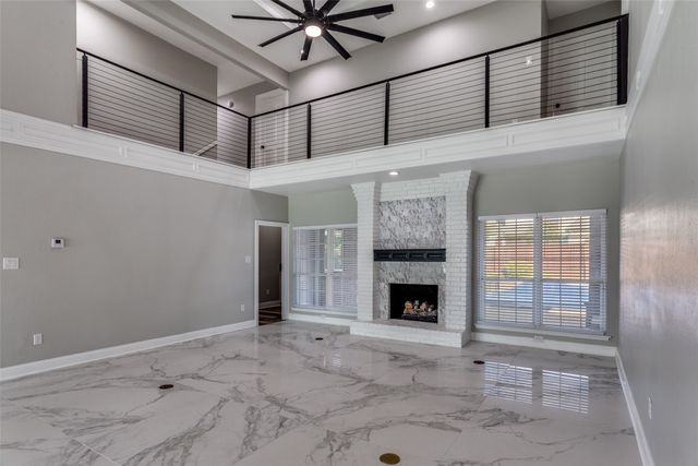 2103 Bay Club Drive, Arlington, TX 76013