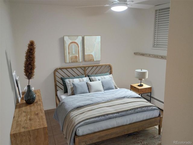 1525 S Holly St 101, Denver, CO 80222