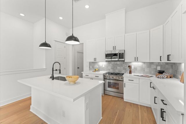 1008 Tuskegee Heights Lane, Houston, TX 77091