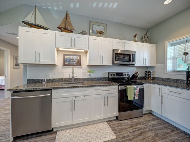 700 Island Retreat 48, Port Aransas, TX 78373