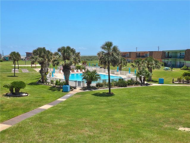 700 Island Retreat 48, Port Aransas, TX 78373