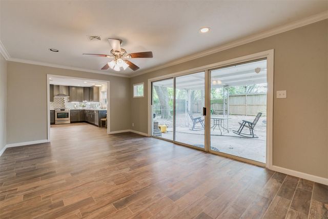 5310 Carew Street, Houston, TX 77096