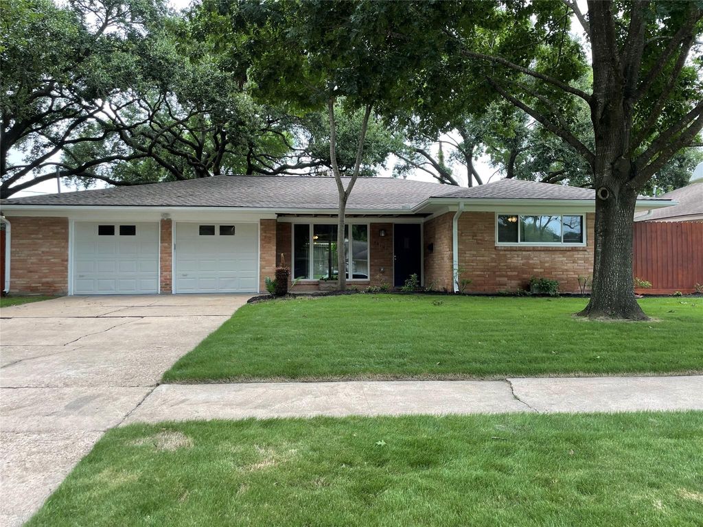 5310 Carew Street, Houston, TX 77096