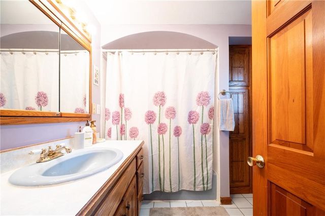 22 Harrison Street, Bristol, RI 02809