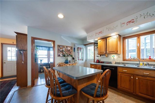 22 Harrison Street, Bristol, RI 02809