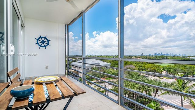 555 Crandon Blvd 71, Key Biscayne, FL 33149