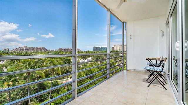 555 Crandon Blvd 71, Key Biscayne, FL 33149