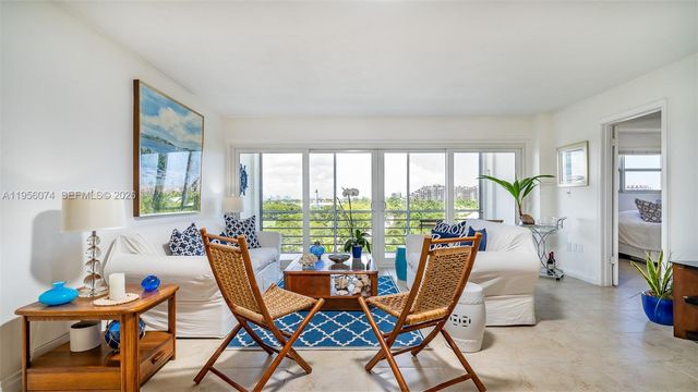 555 Crandon Blvd 71, Key Biscayne, FL 33149